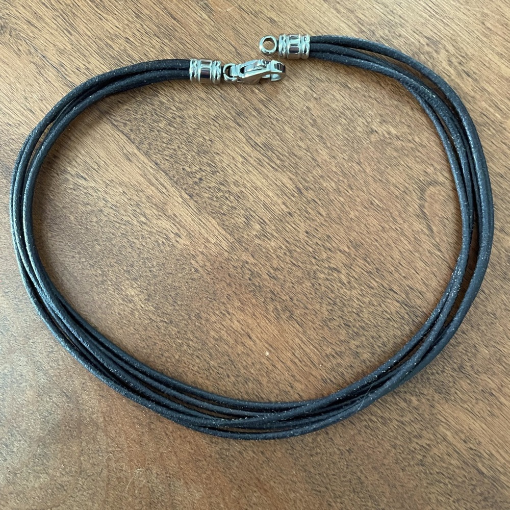 Bvlgari/Bulgari leather choker